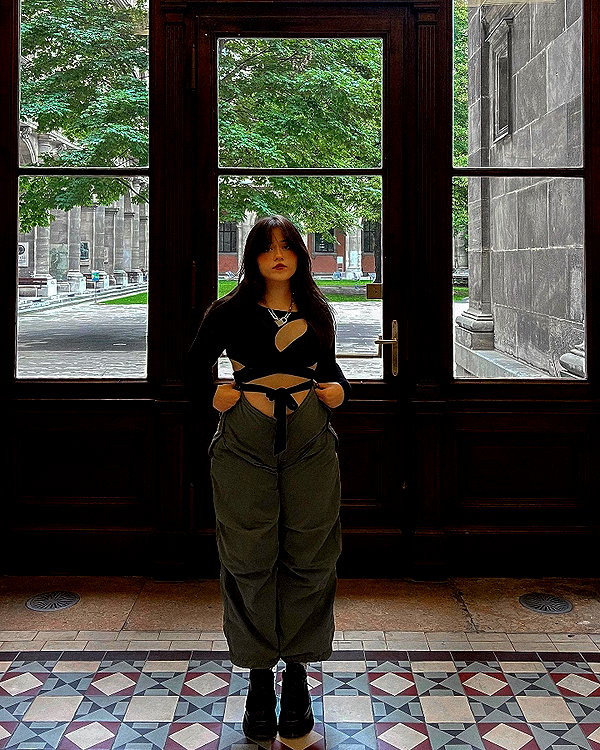 andasrose instagram image archive image
