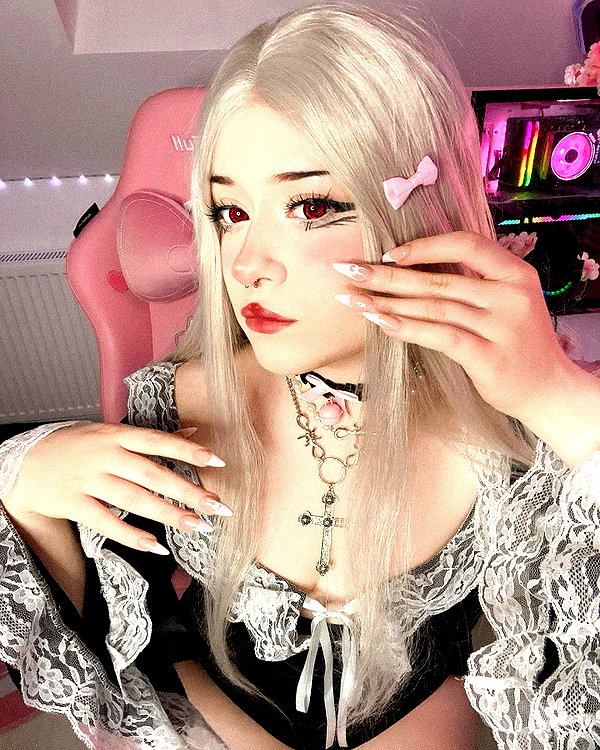 andasrose instagram image archive image