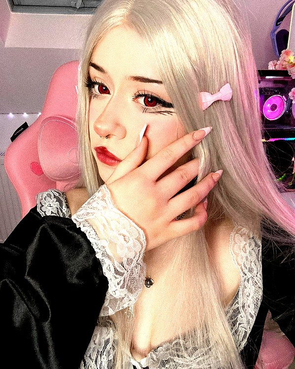 andasrose instagram image archive image