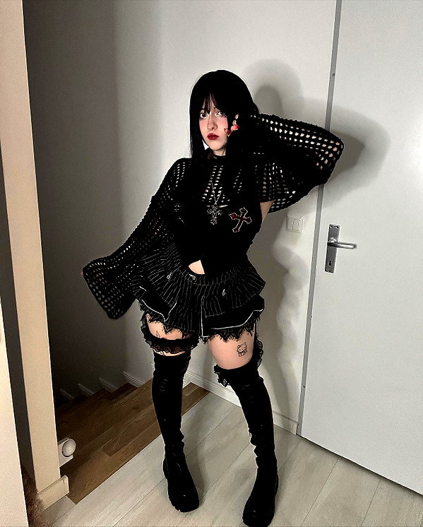 andasrose instagram image archive image