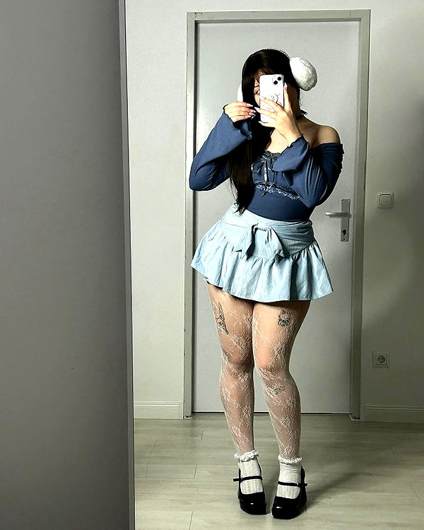andasrose instagram image archive image