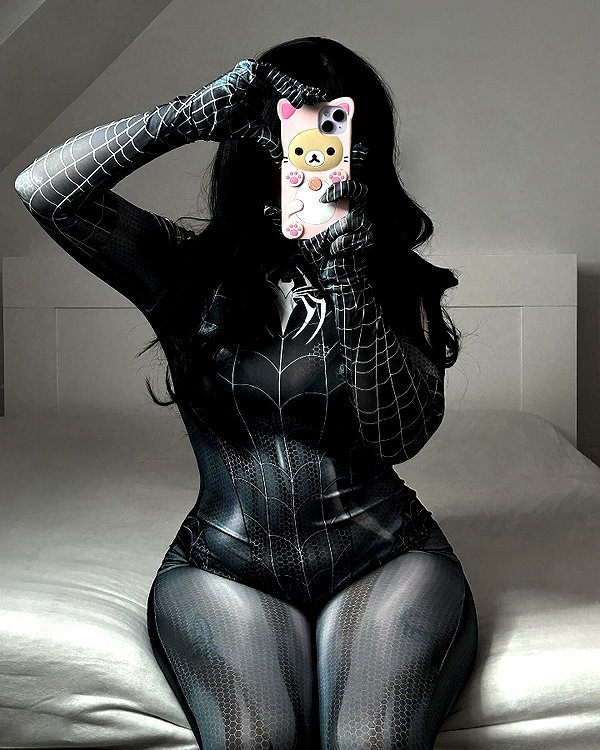 andasrose instagram image archive image