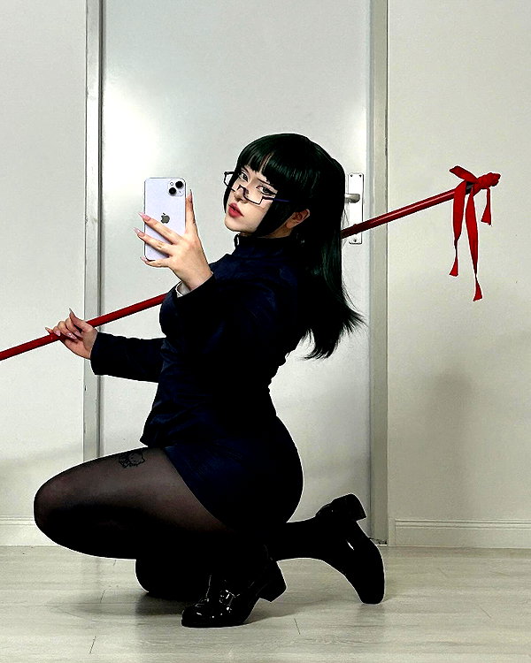 andasrose instagram image archive image