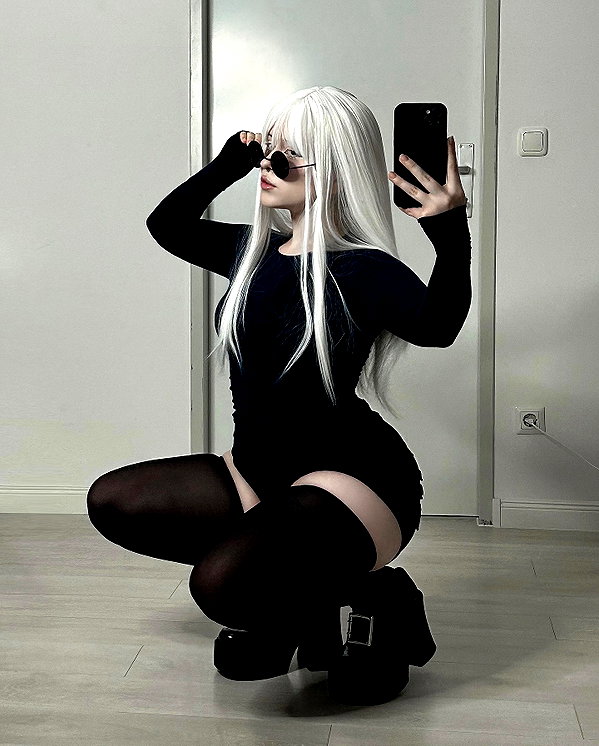 andasrose instagram image archive image