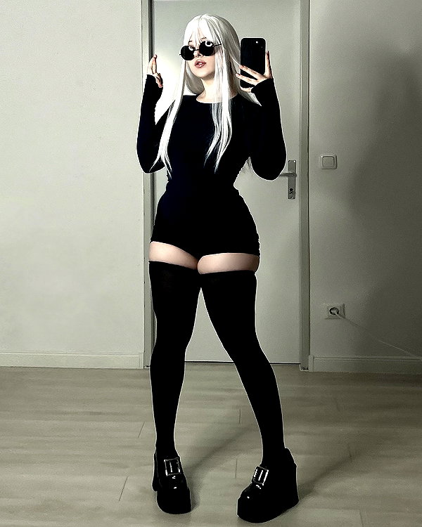 andasrose instagram image archive image