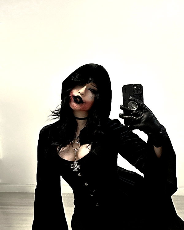 andasrose instagram image archive image