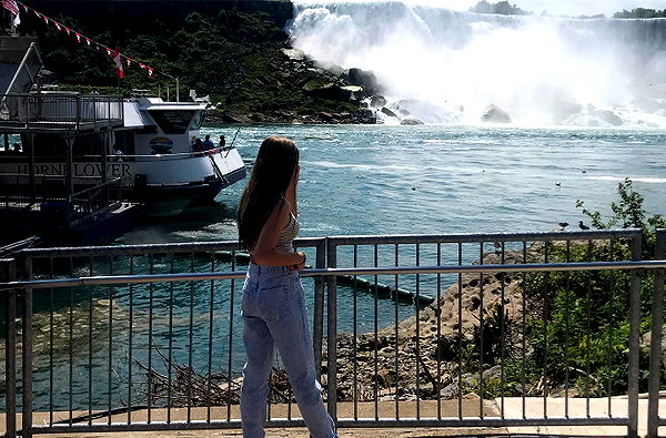 anika.wicks instagram image archive image