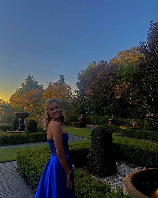 anika.wicks instagram image archive image