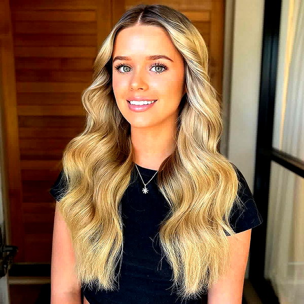 anika.wicks instagram image archive image