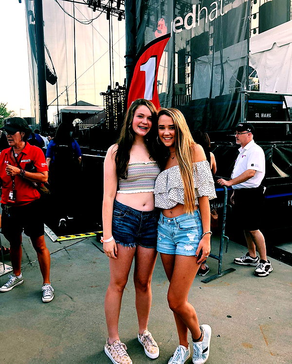 annaa_thompsonnn instagram image archive image