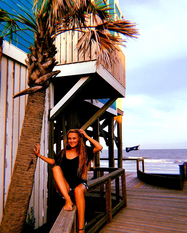 annaa_thompsonnn instagram image archive image