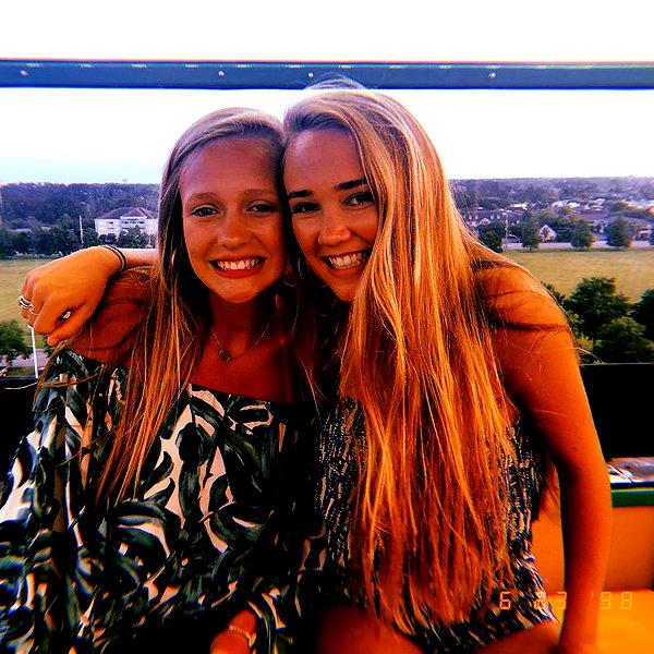 annaa_thompsonnn instagram image archive image