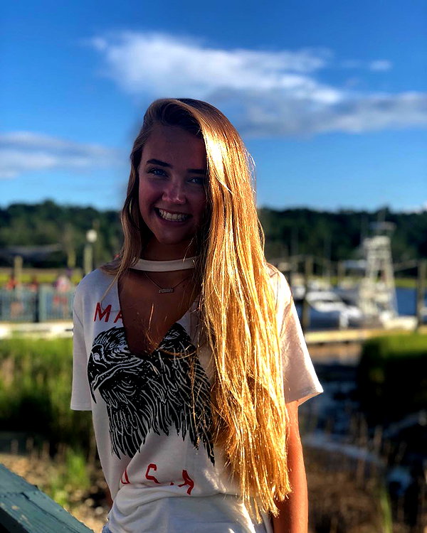 annaa_thompsonnn instagram image archive image