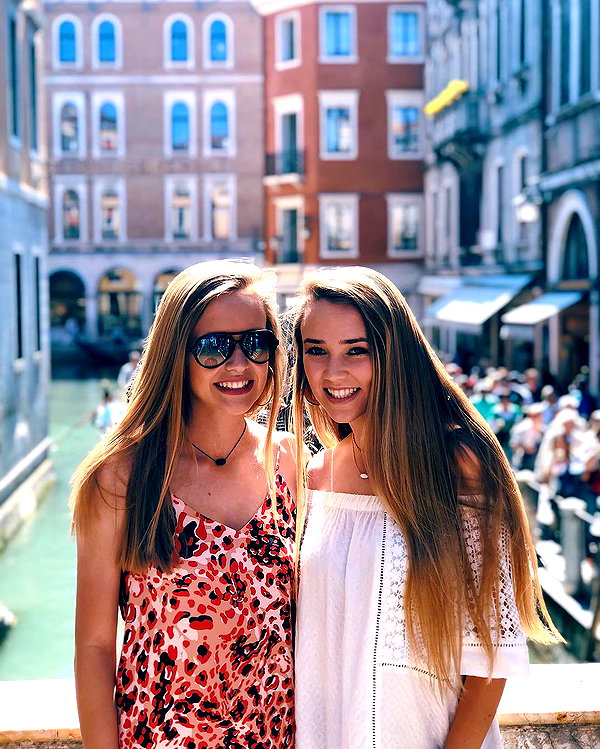 annaa_thompsonnn instagram image archive image