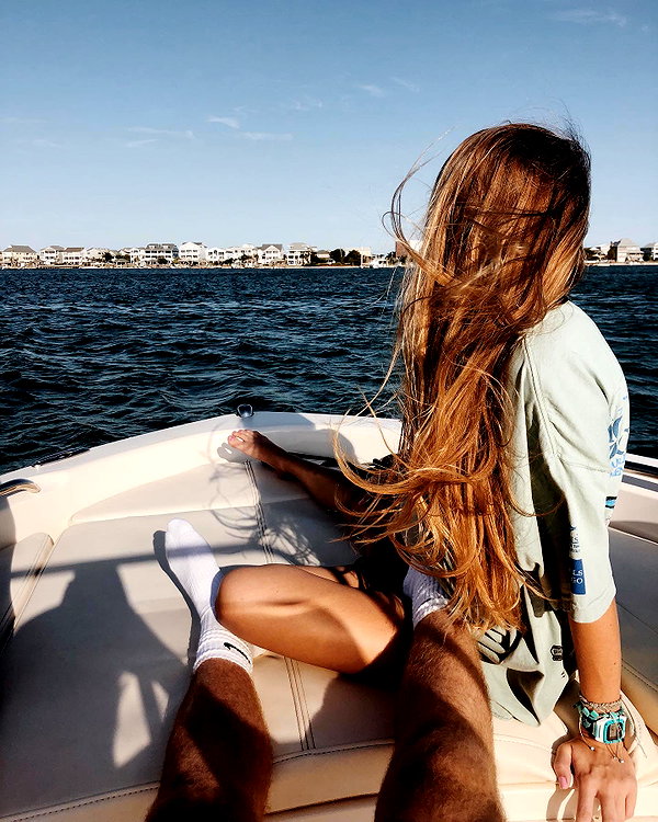 annaa_thompsonnn instagram image archive image