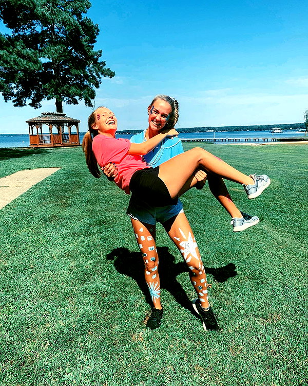 annaa_thompsonnn instagram image archive image