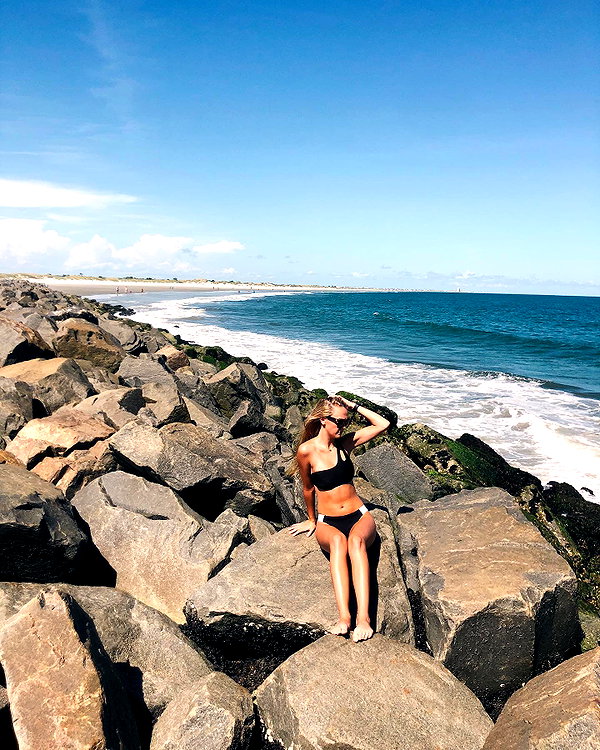 annaa_thompsonnn instagram image archive image