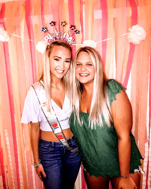 annaa_thompsonnn instagram image archive image