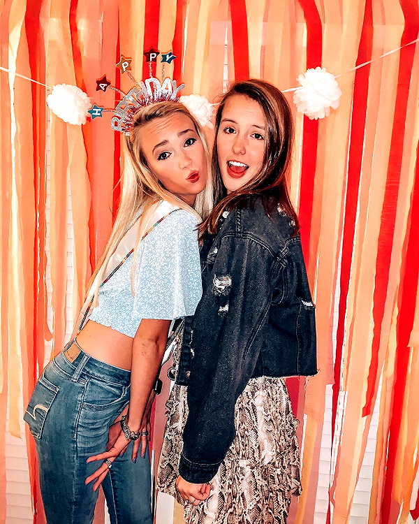 annaa_thompsonnn instagram image archive image
