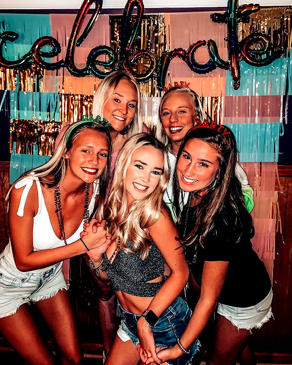 annaa_thompsonnn instagram image archive image
