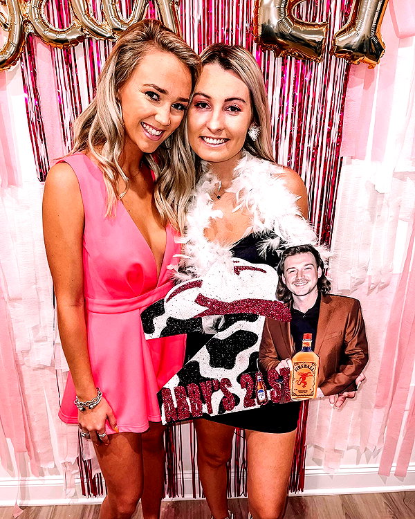 annaa_thompsonnn instagram image archive image