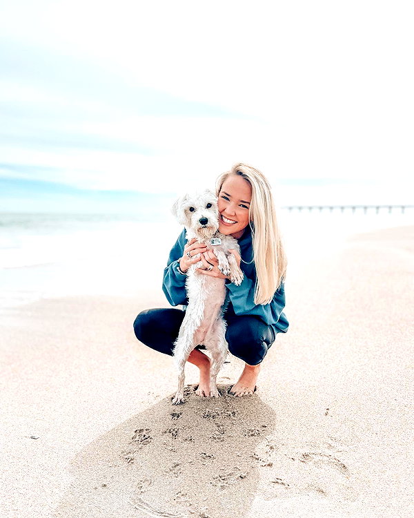 annaa_thompsonnn instagram image archive image