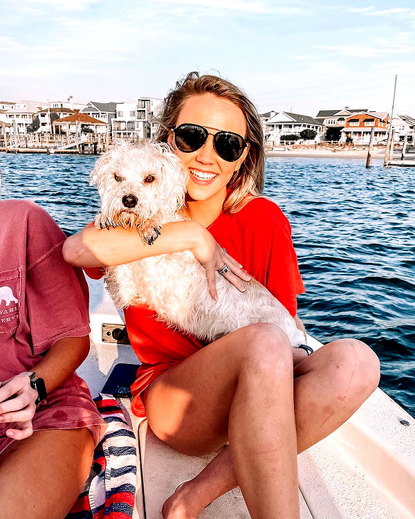 annaa_thompsonnn instagram image archive image