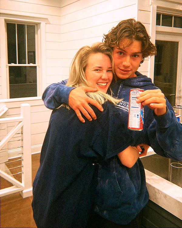 annaa_thompsonnn instagram image archive image