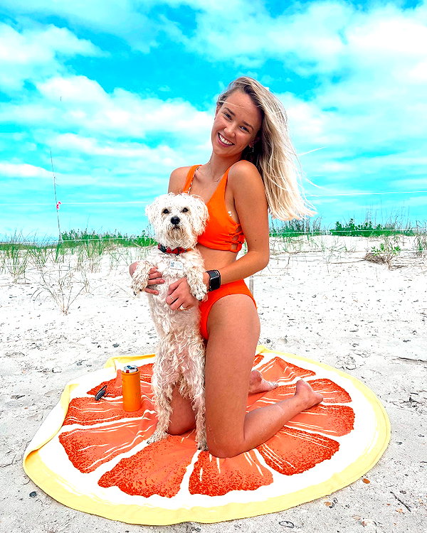 annaa_thompsonnn instagram image archive image