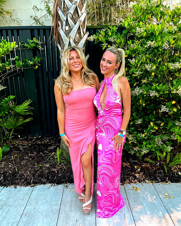 annaa_thompsonnn instagram image archive image