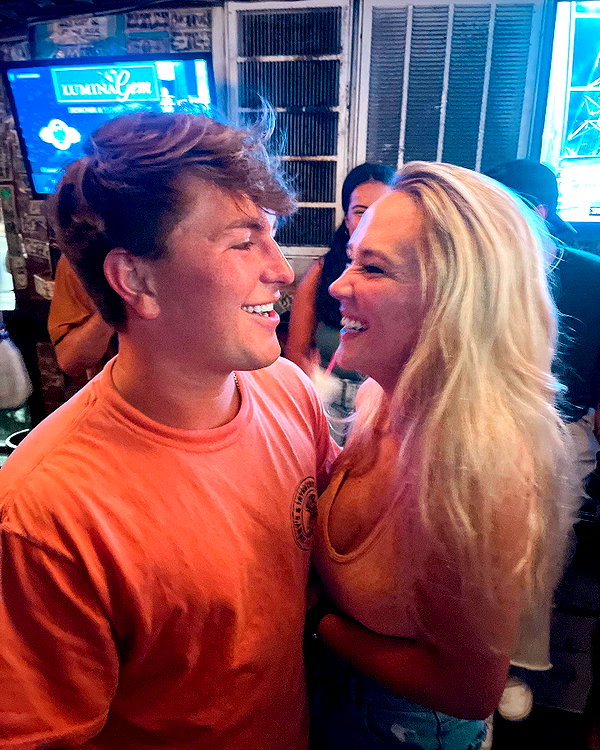 annaa_thompsonnn instagram image archive image