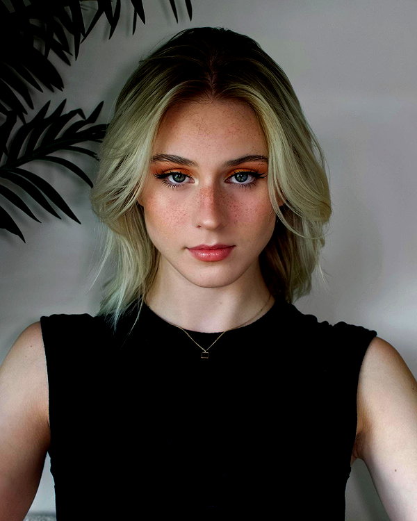 annabel.lucinda instagram image archive image