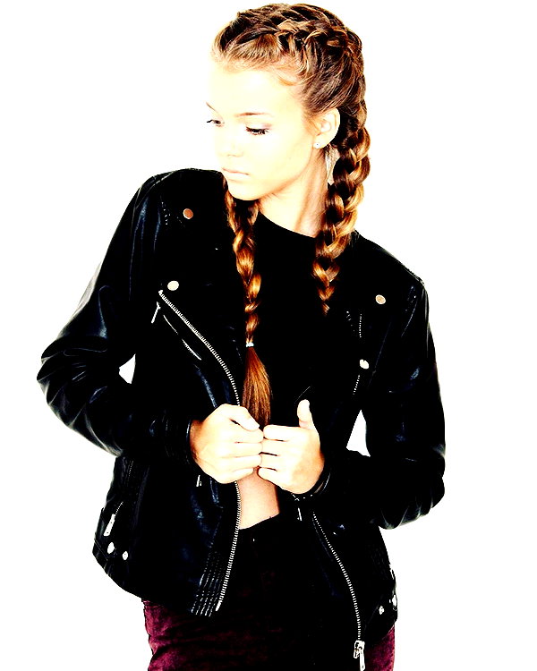 annazak12 instagram image archive image