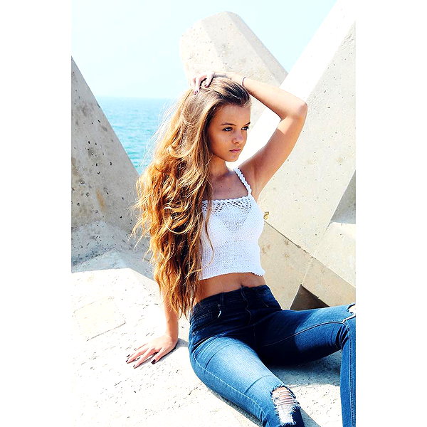 annazak12 instagram image archive image