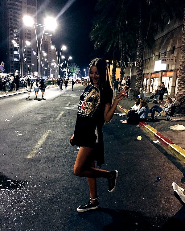 annazak12 instagram image archive image
