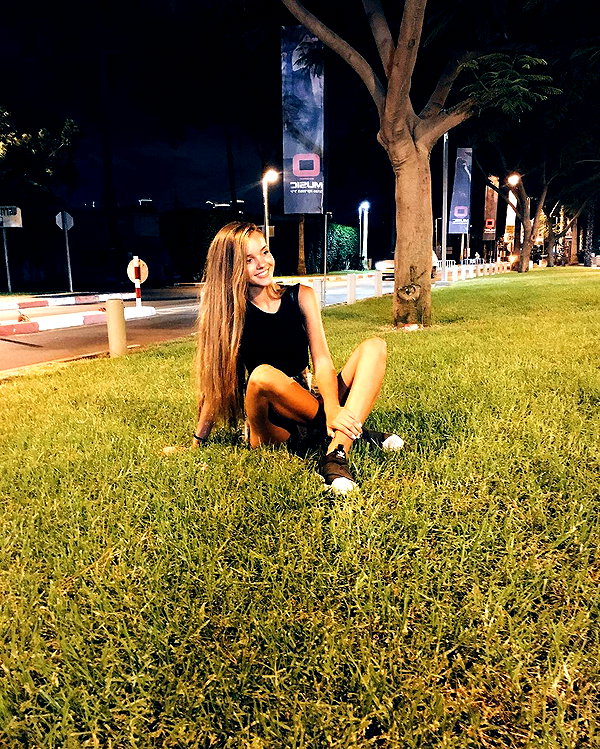 annazak12 instagram image archive image