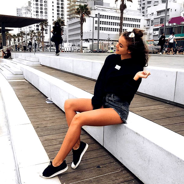 annazak12 instagram image archive image