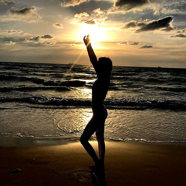 annazak12 instagram image archive image