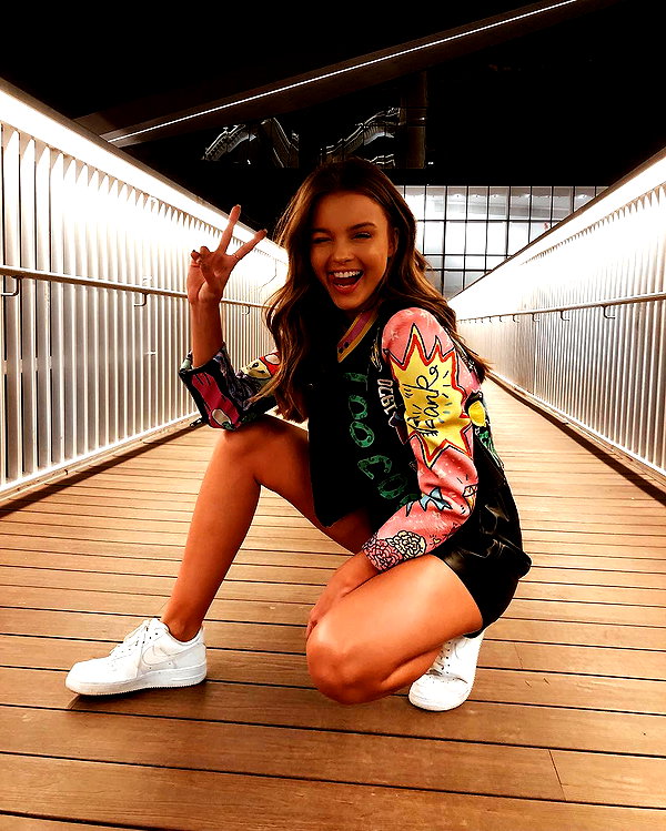 annazak12 instagram image archive image