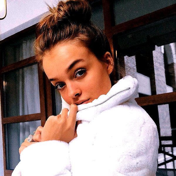 annazak12 instagram image archive image