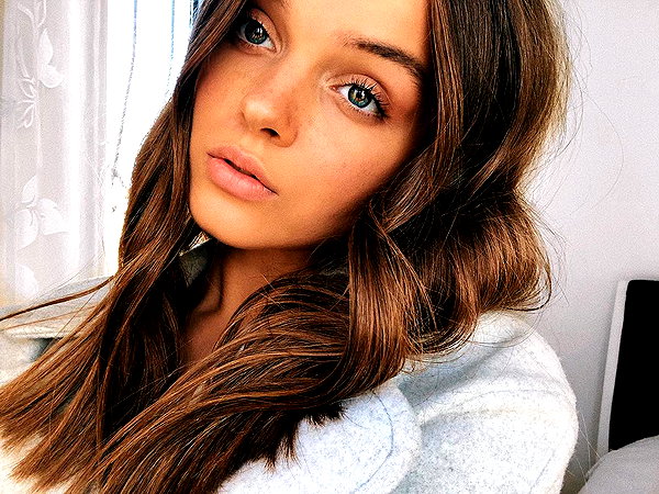 annazak12 instagram image archive image