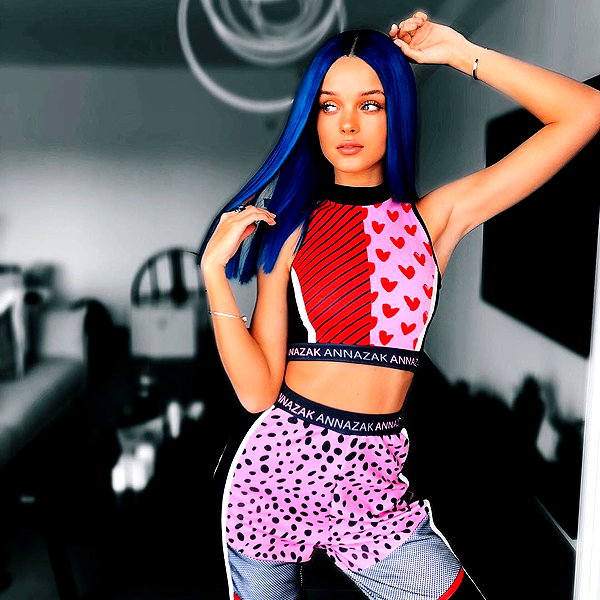 annazak12 instagram image archive image