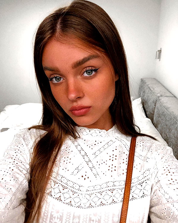 annazak12 instagram image archive image