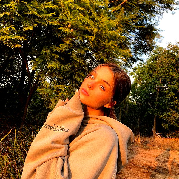 annazak12 instagram image archive image
