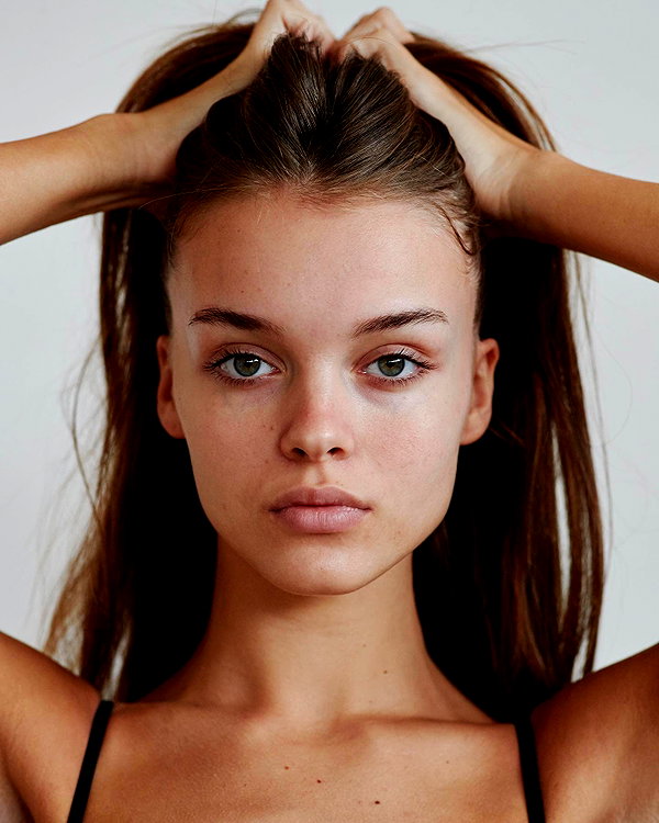 annazak12 instagram image archive image