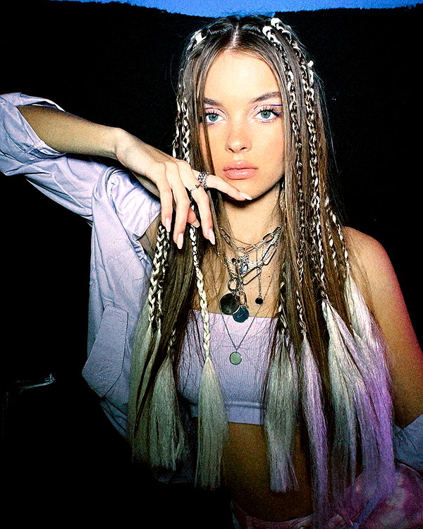 annazak12 instagram image archive image