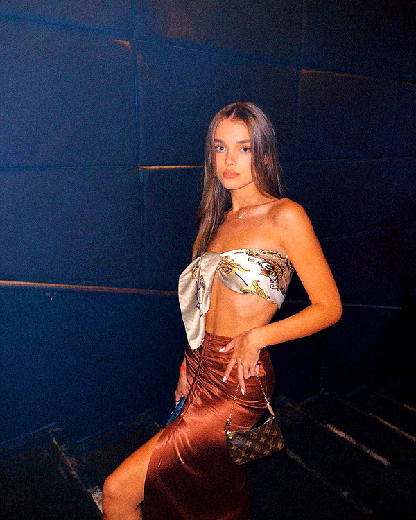 annazak12 instagram image archive image