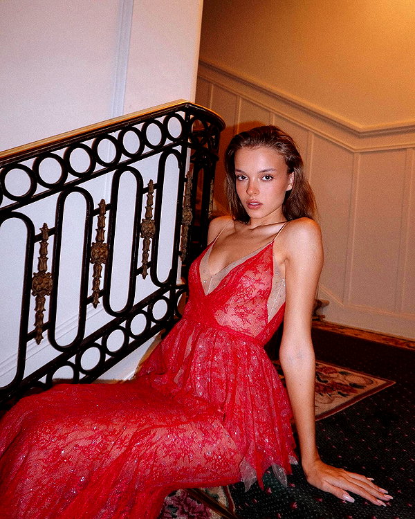 annazak12 instagram image archive image