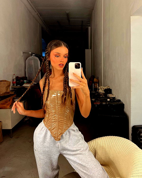 annazak12 instagram image archive image