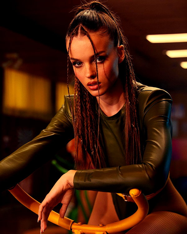 annazak12 instagram image archive image